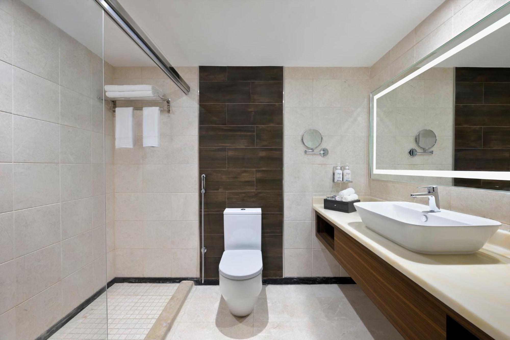 Holiday Inn Jeddah Corniche By Ihg 外观 照片